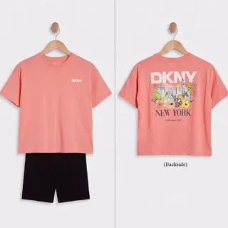 Girls shorts set in pink t-shirt with black shorts
